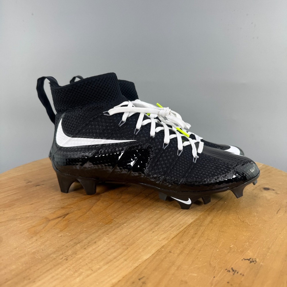 Nike Vapor Edge 360 Untouchable Mid Mens Size 7.5 Football Cleats Black White